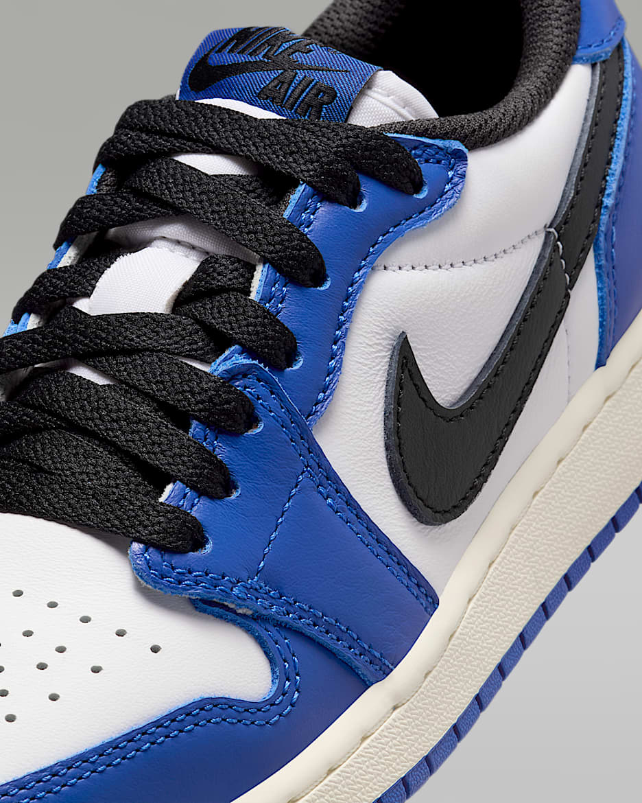Air Jordan 1 Low Game Royal Big Kids Shoes. Nike